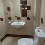 Residencia Sagrado Corazon בית הארחה *